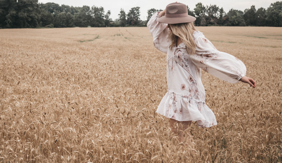 girl with white dress